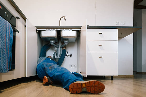 Professional Leak Detection technician working in Lakeside, MI